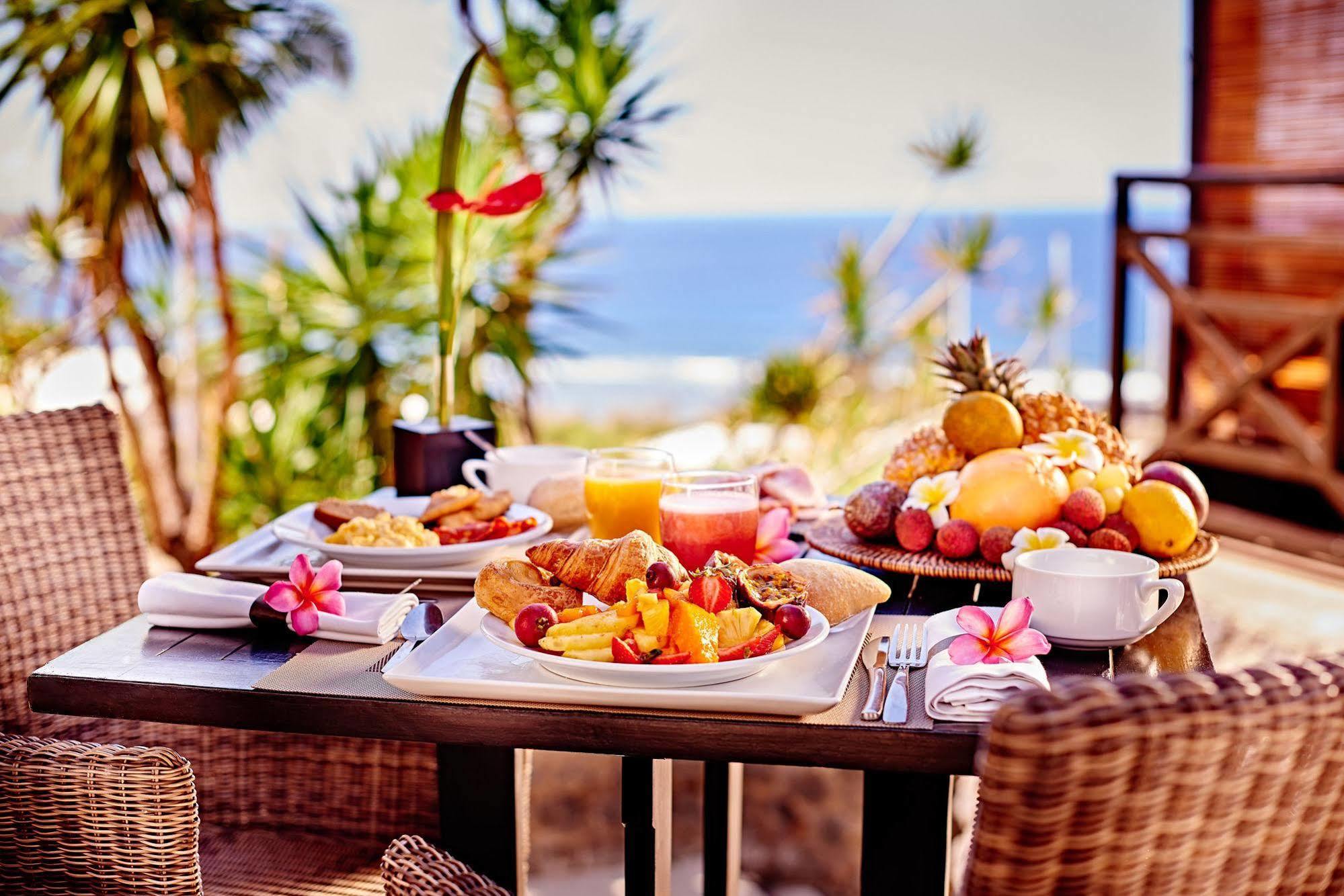 Iloha Seaview Hotel Saint-Leu Exteriör bild